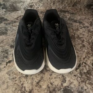 Adidas Youth Shoe